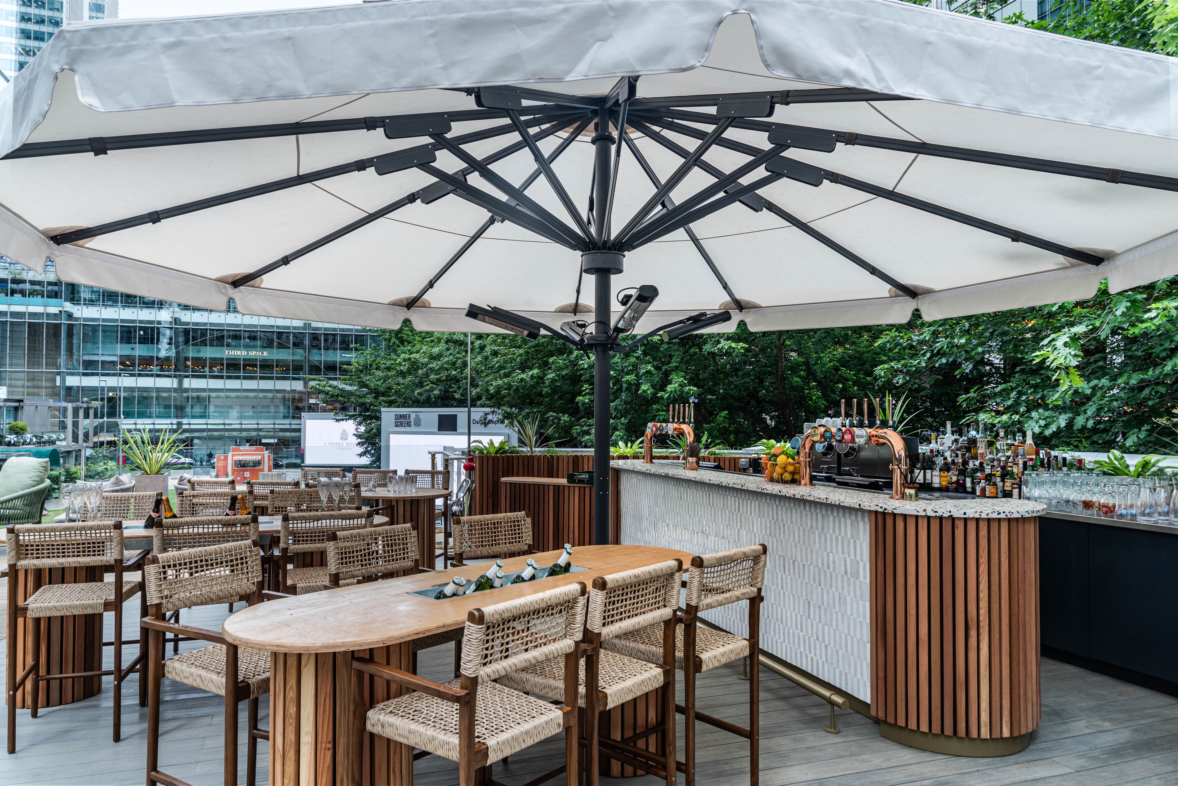 Oasis Bar & Terrace, The Terrace photo #2