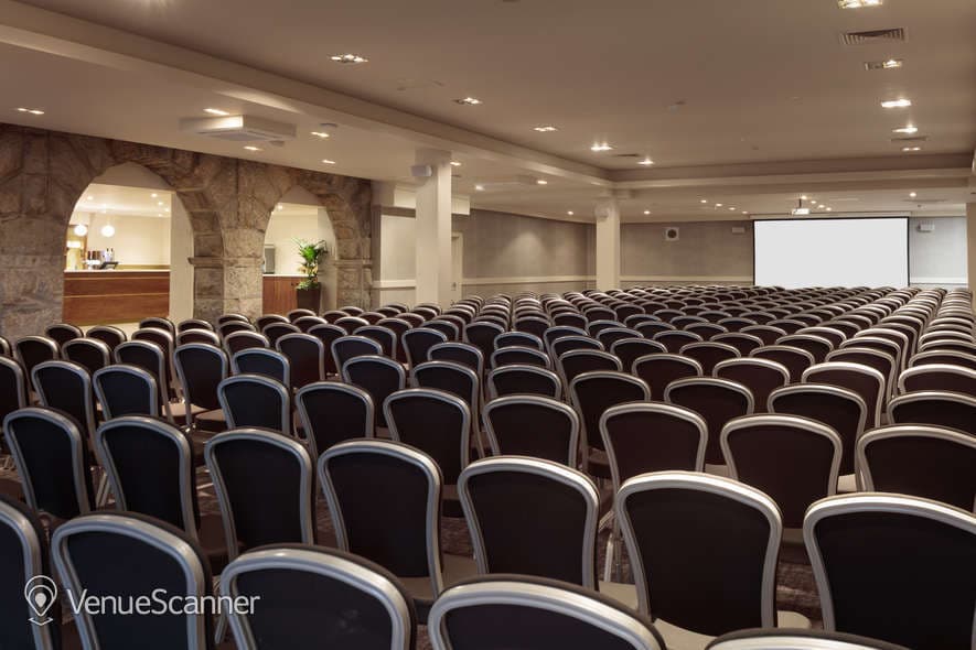 Carriage Suite, DoubleTree By Hilton Majestic Hotel & Spa photo #7