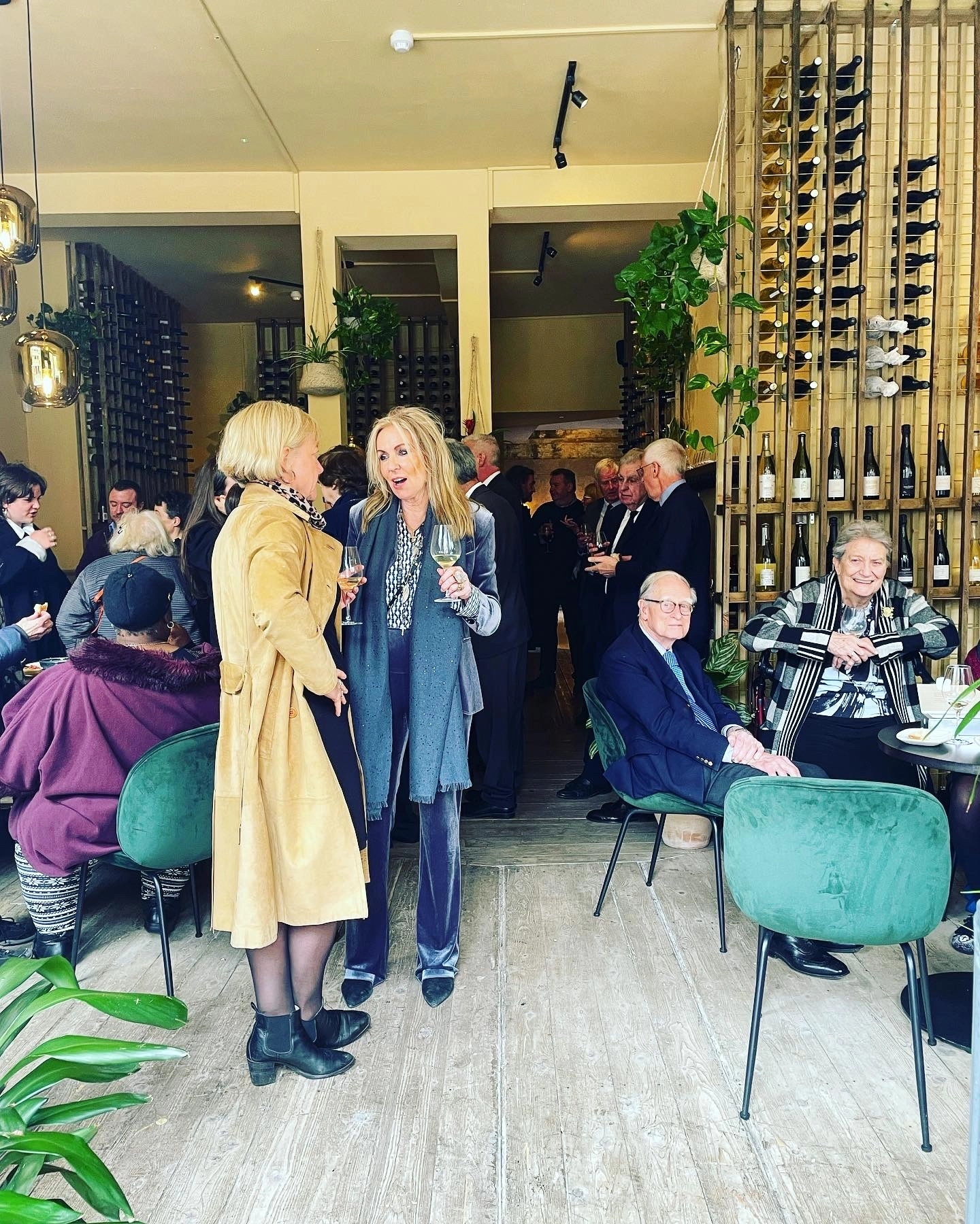 Photo of Aspen & Meursault