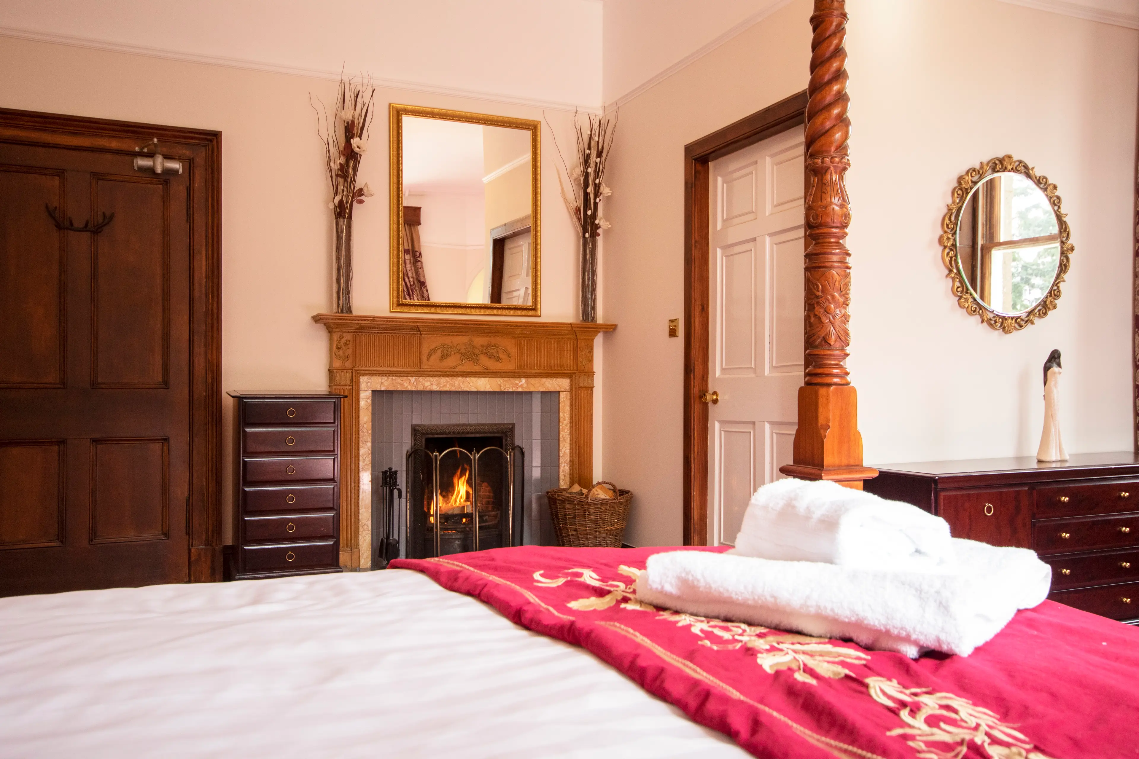 Altamount Manor photo #2