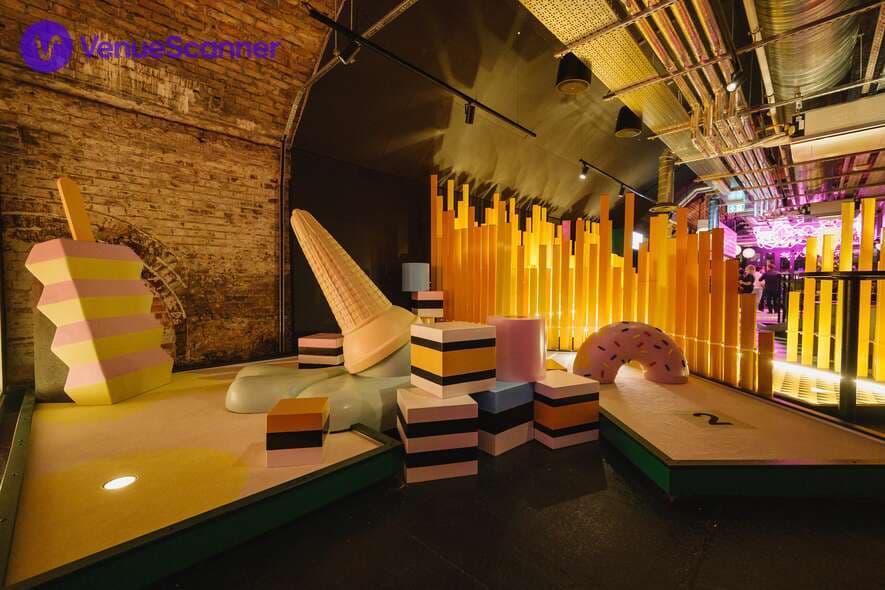 Birdies Battersea, Group Booking (Sweet Spot) photo #3