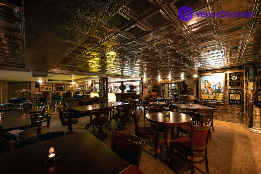 Cribbs Parlour, Trafalgar Tavern photo #3