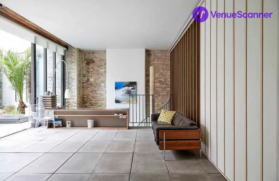 Exclusive Hire, Sizona Location photo #1