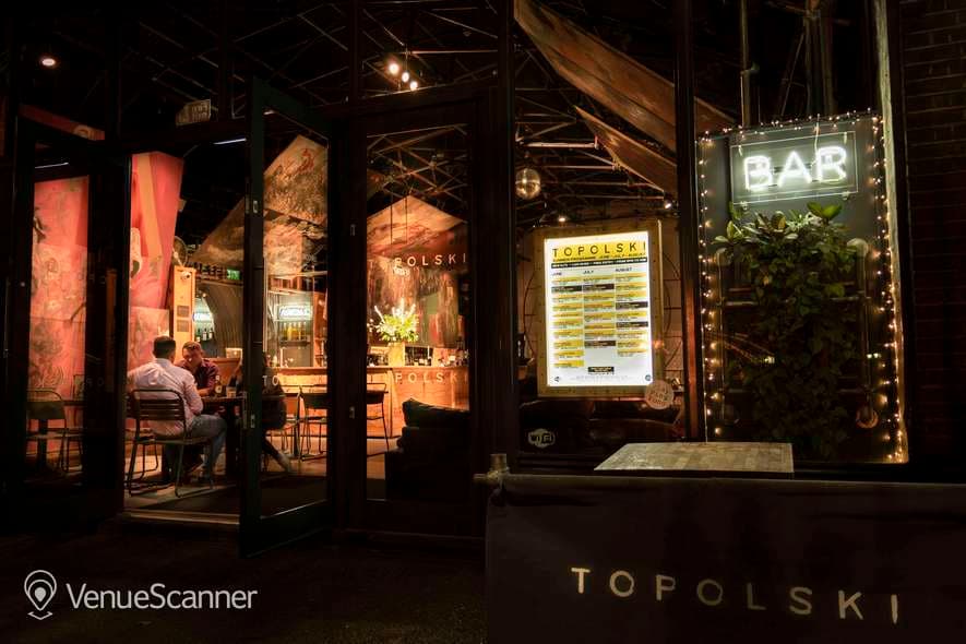 Arch 2, Keystone Crescent photo #1