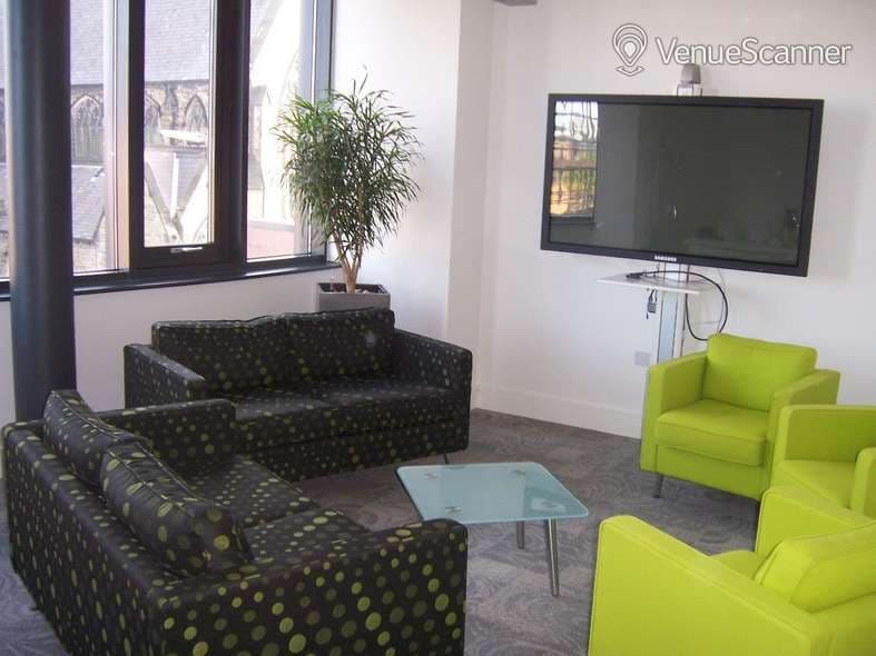 Bebbington Lounge, 54 St James Street photo #1