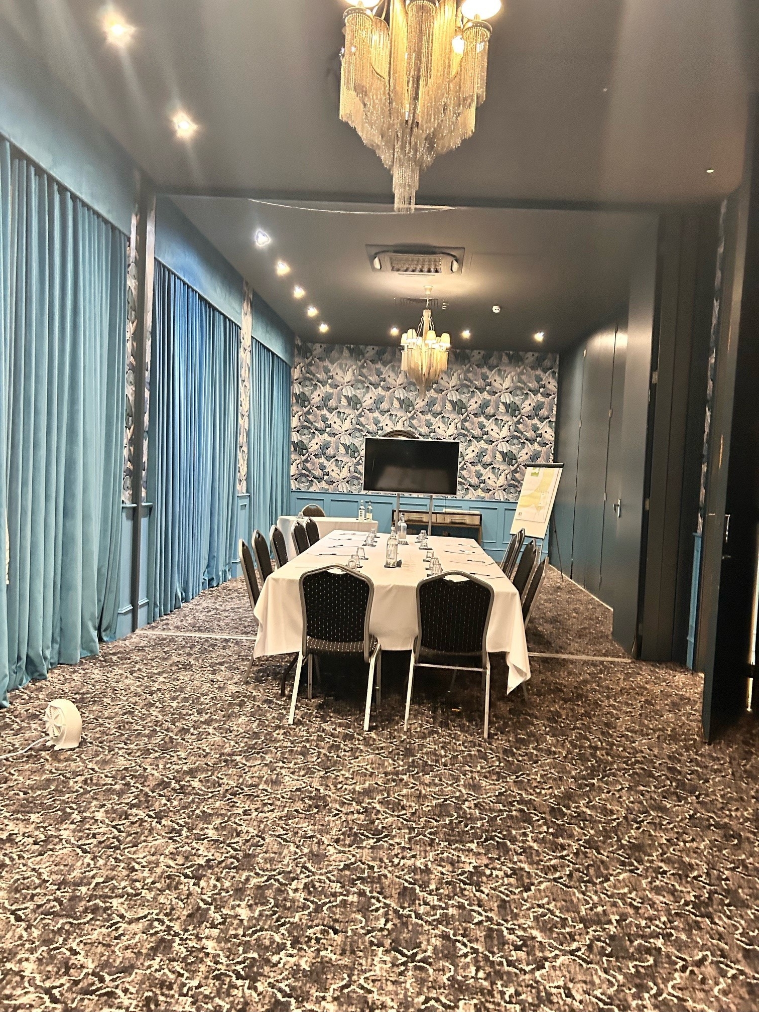 Photo of The Queens Hotel Bournemouth, Studland East