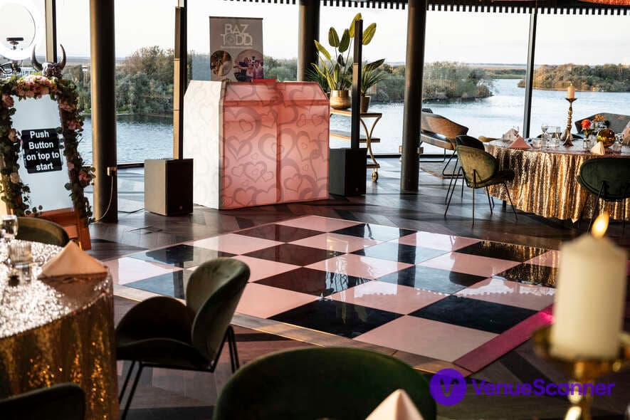 Room, Waterfront Southport Hotel photo #3