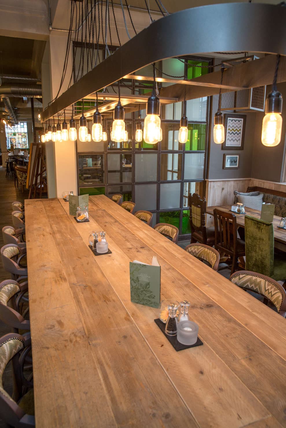 The Castle, Tooting, The Knights Table photo #2