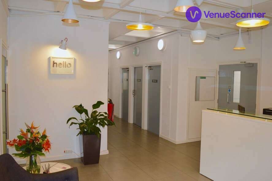 Stourbridge, The Quad, Cambridge photo #3