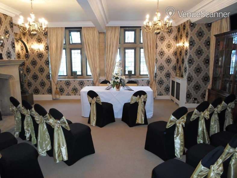 The Library, Cricklade Hotel & Spa photo #2