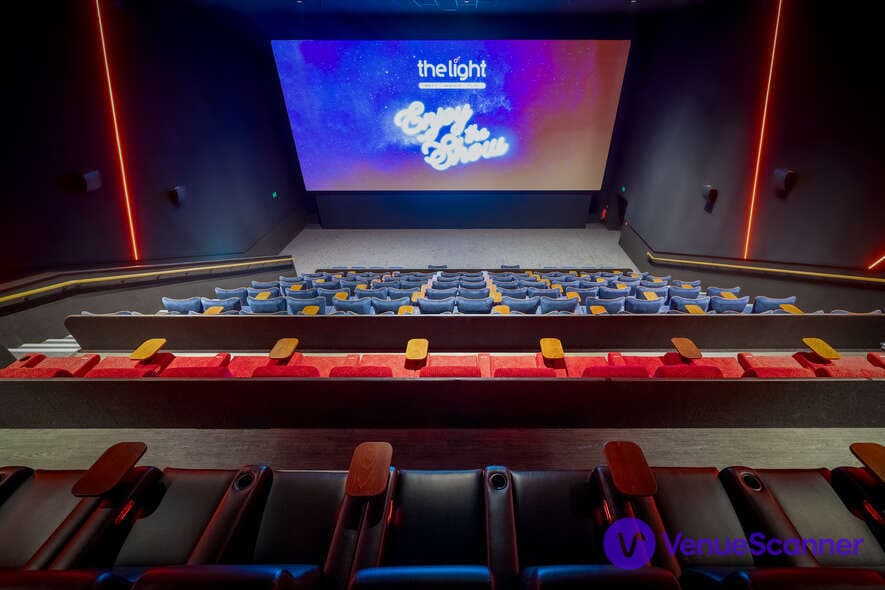 Private Screens At The Light, The Light, Redhill photo #2