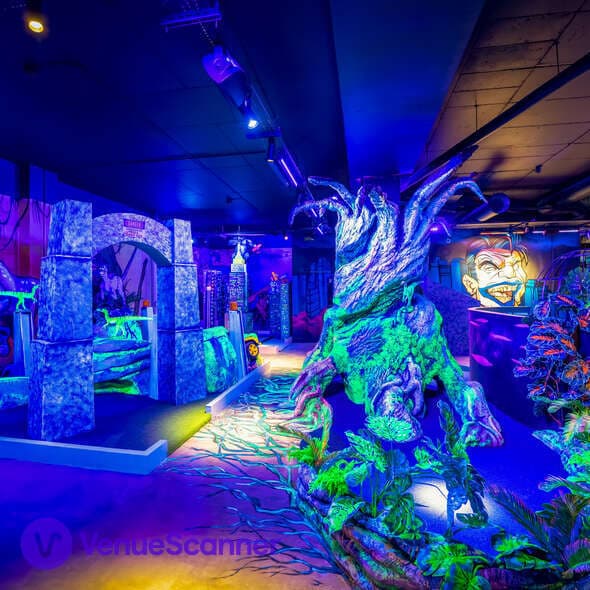 Mini Golf, The Light, Redhill photo #1