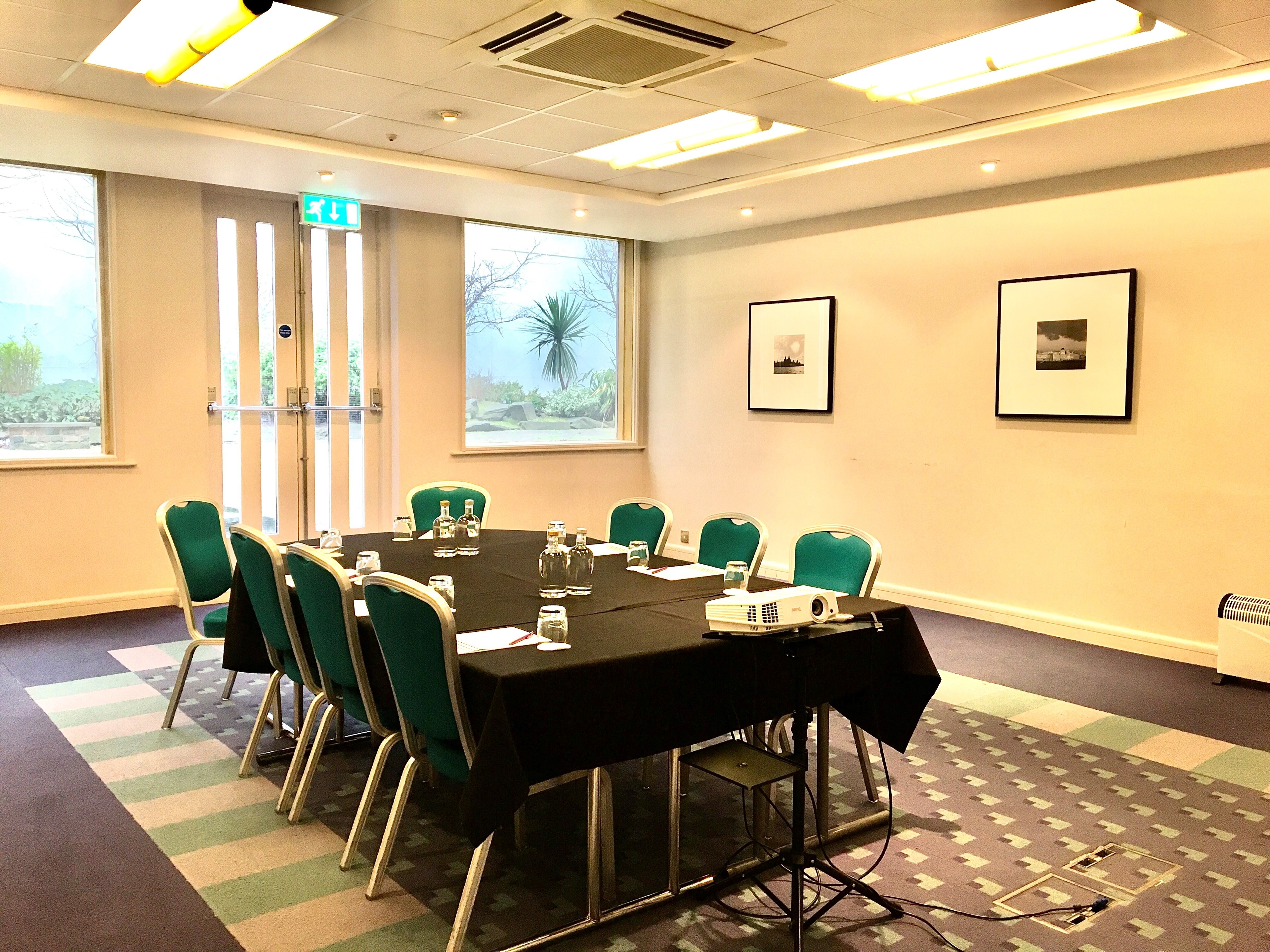 Photo of Mercure Liverpool Atlantic Tower Hotel, Foinavon Suite