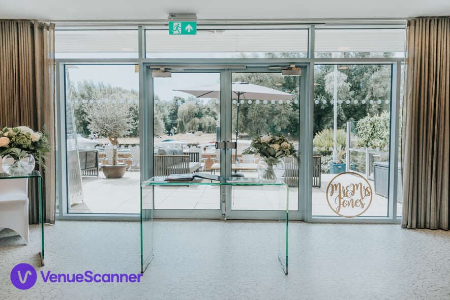 Captains Club Hotel & Spa, Port Suite photo #3