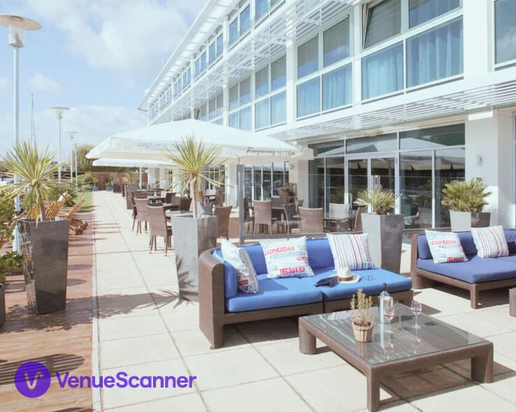 Waterside Suite, Captains Club Hotel & Spa photo #2