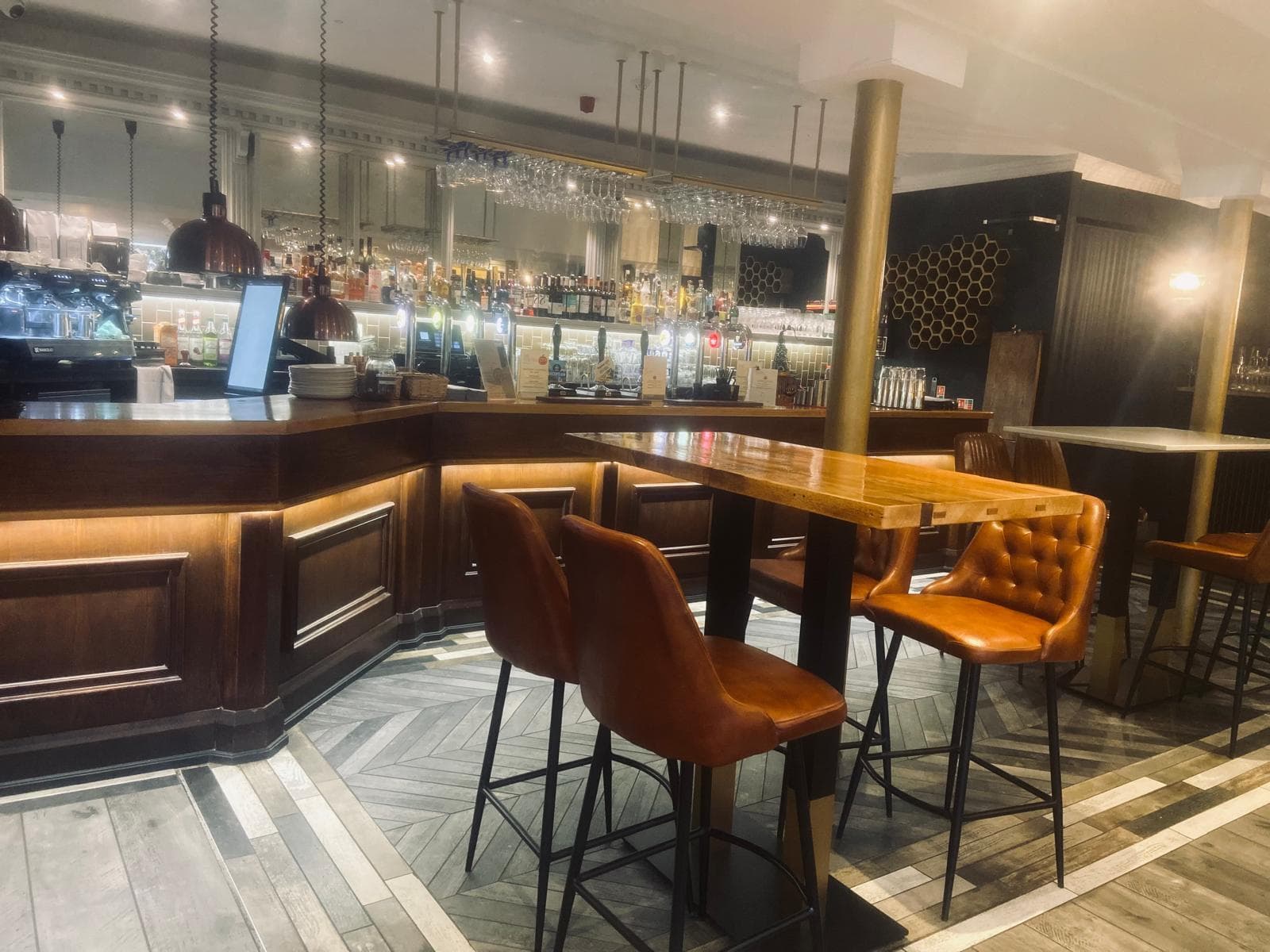 The Psalter, Bar photo #2