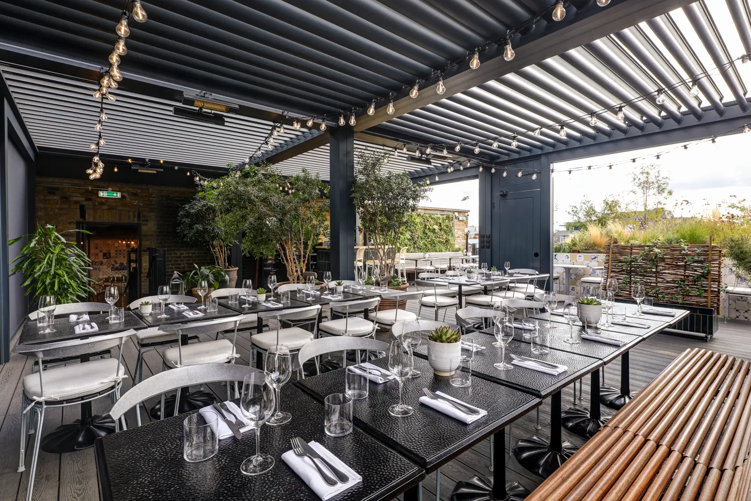 Rucola Restaurant & Rooftop Pergola, The Conduit photo #2