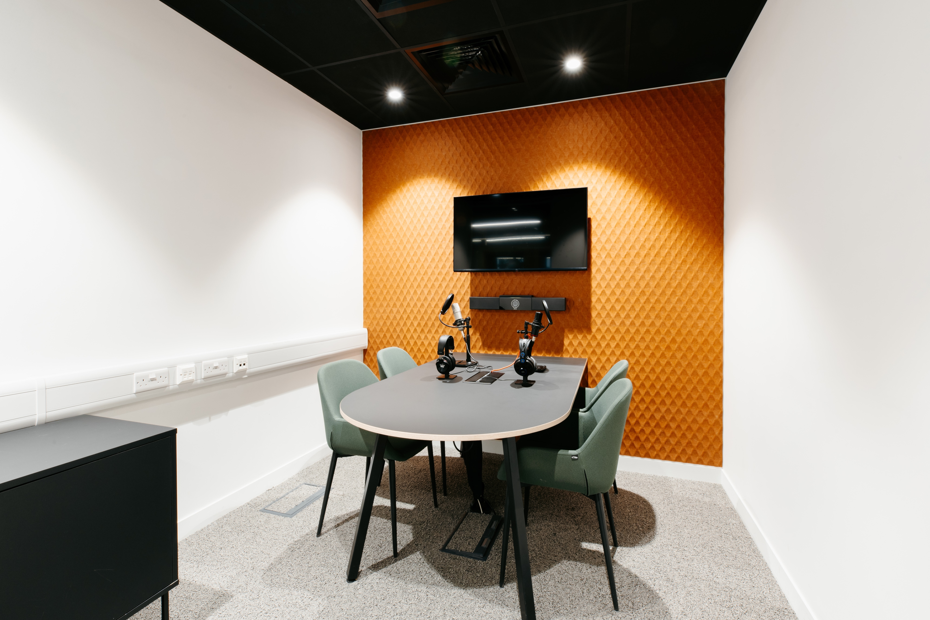 Photo of XCHG, Podcast Studio