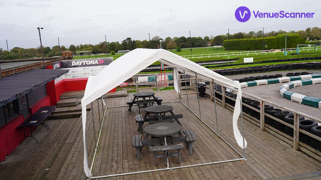 Daytona Sandown Park, GP Circuit (900m) photo #3