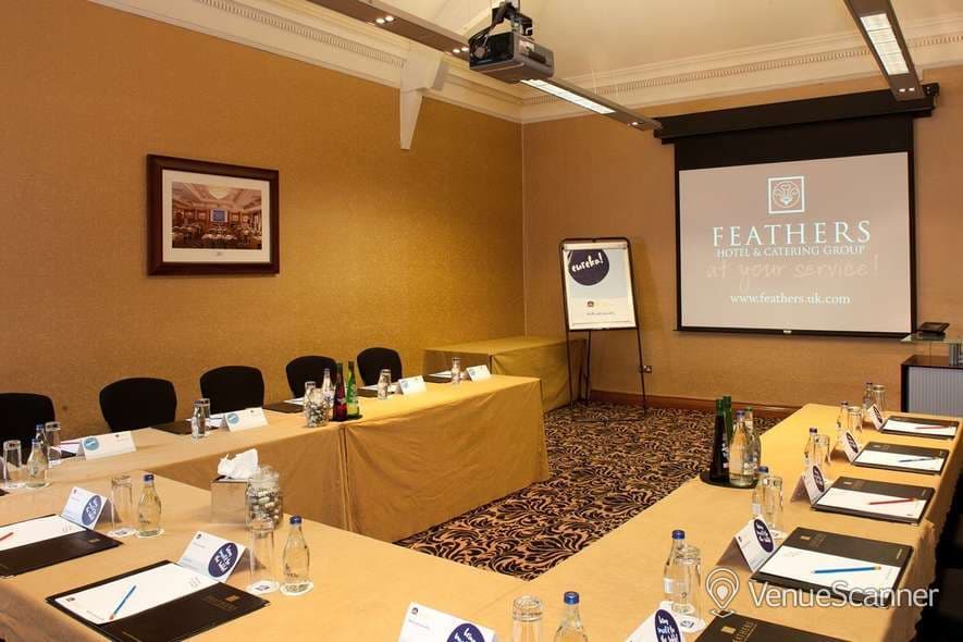 Disraeli, Hallmark Hotel Chester, The Queen photo #1