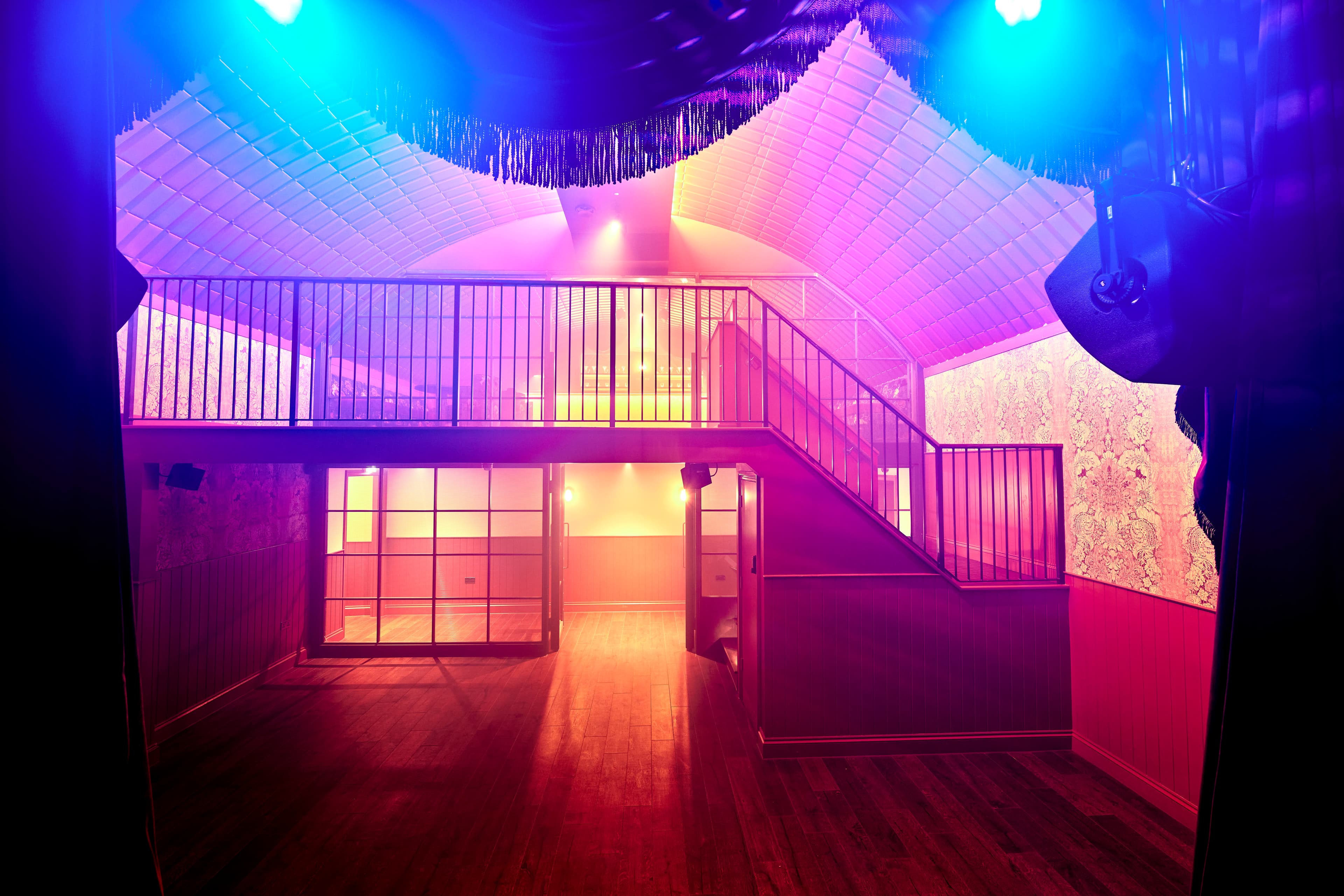 Omeara, Rae's photo #2