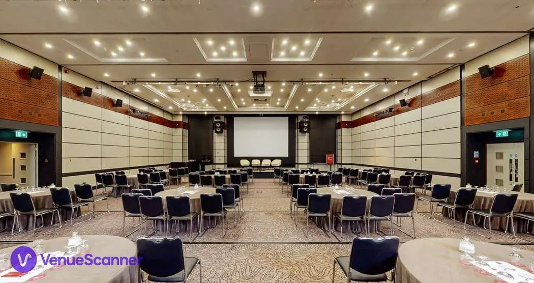 Lion Suite, Leonardo Royal London City photo #2