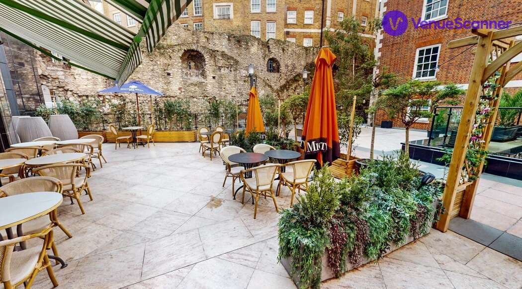 Piazza, Leonardo Royal London City photo #1