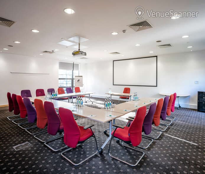 Wade, Barker, Henman And Perry Rooms, The Lensbury photo #3