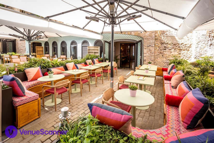 Courtyard, The Little Scarlet Door photo #1