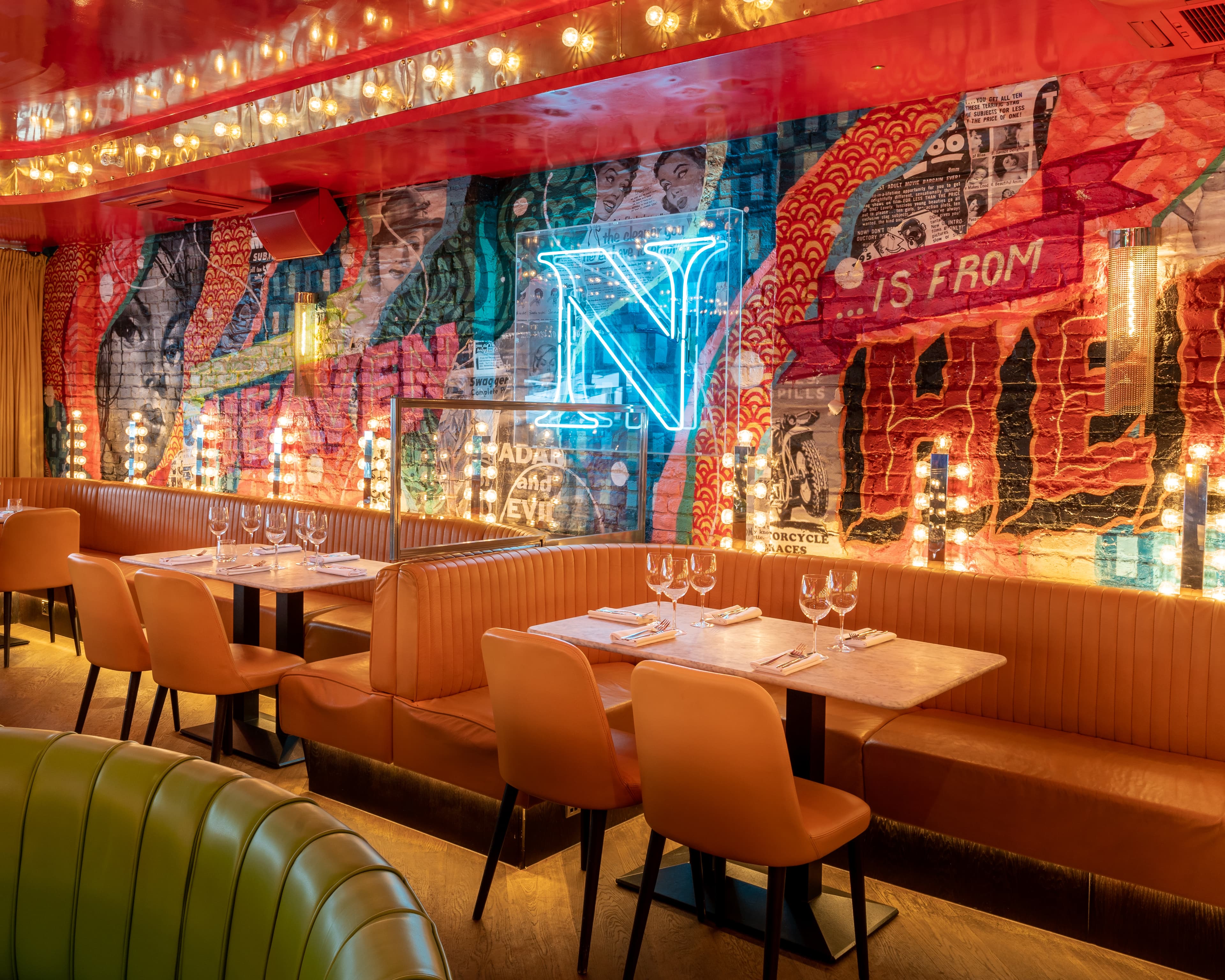 Neighbourhood Leeds, DJ & Dancefloor photo #2