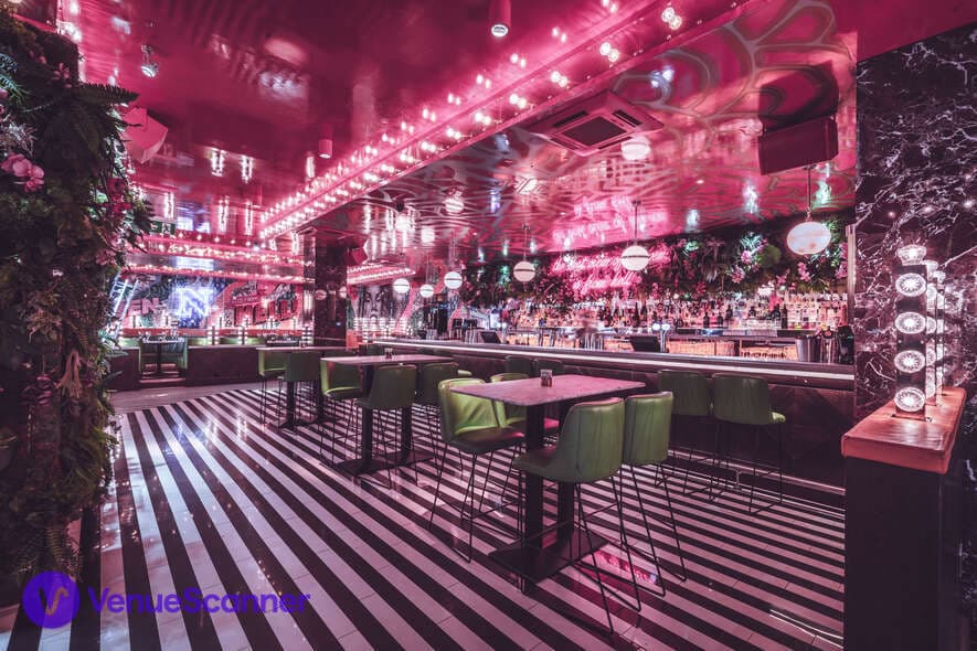 DJ & Dancefloor, Neighbourhood Leeds photo #1