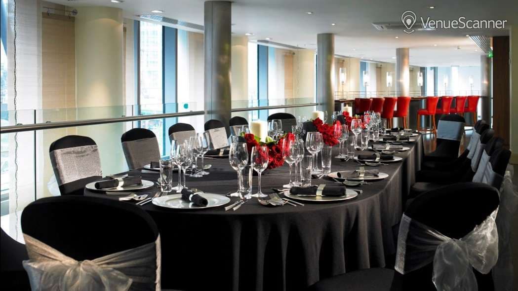 Mezzanine Restaurant, London Marriott Hotel Canary Wharf photo #1