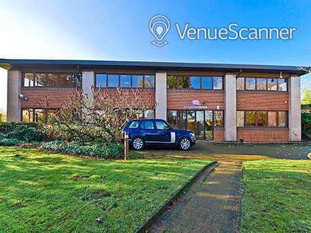 Reeves, Regus Redbourn (Hot Office) photo #2