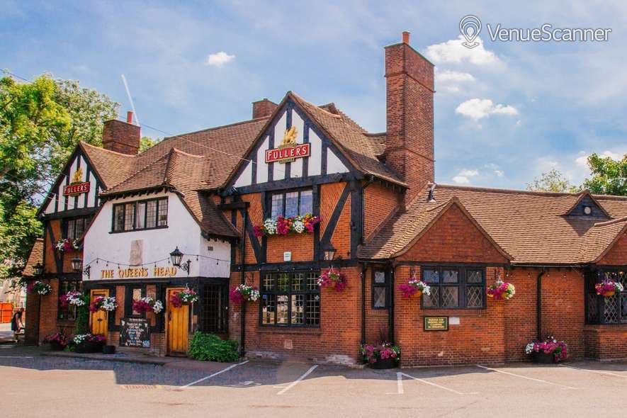Restaurant Area, The Queen's Head photo #2