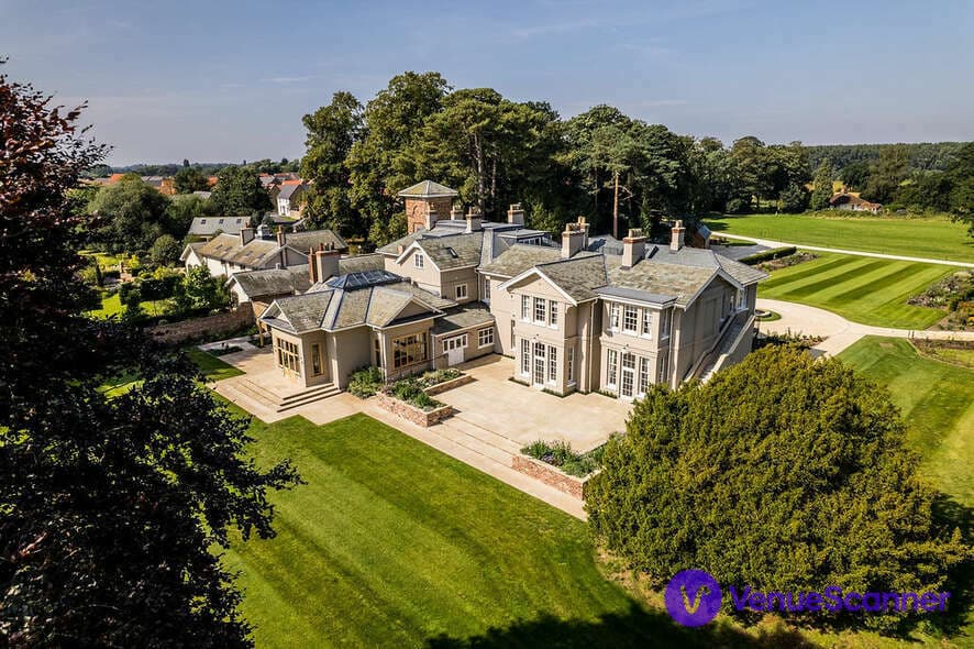 Exclusive Hire, Burtonfields Hall photo #1