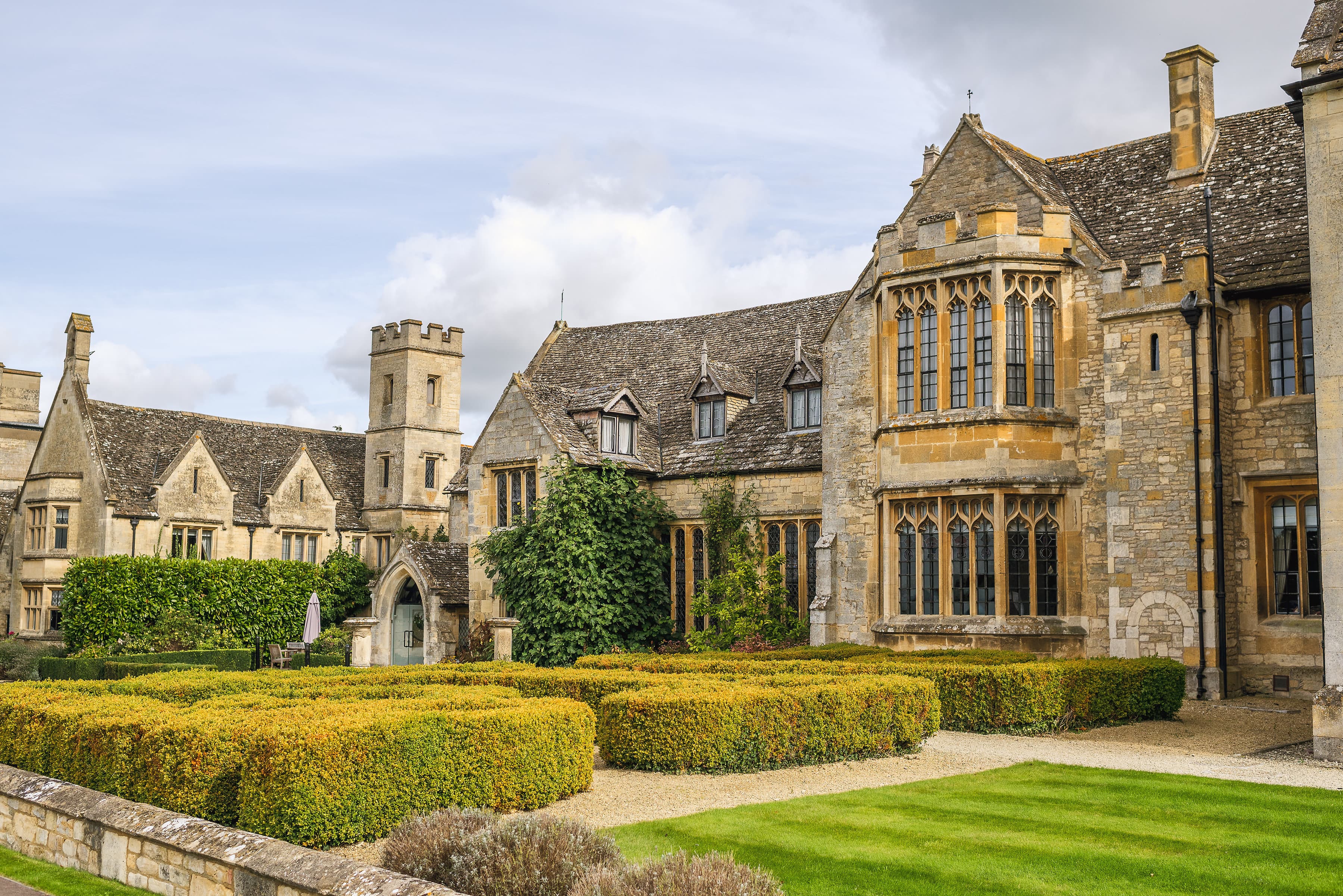 The Elizabethan, Ellenborough Park photo #3