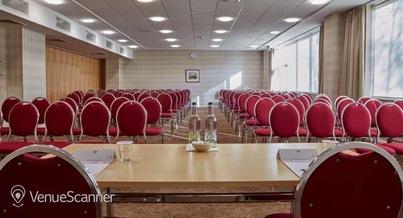 Holder/dunraven, Future Inns Cardiff photo #1