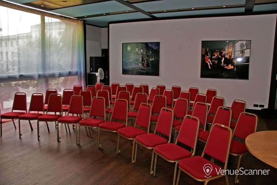 Hackney Empire, Prp & Costume photo #3