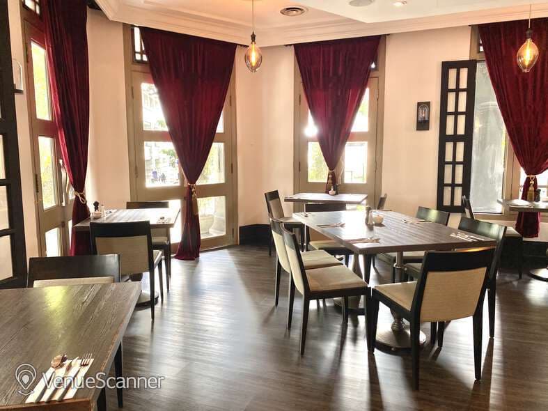 Restaurant Space, Laifabar photo #3