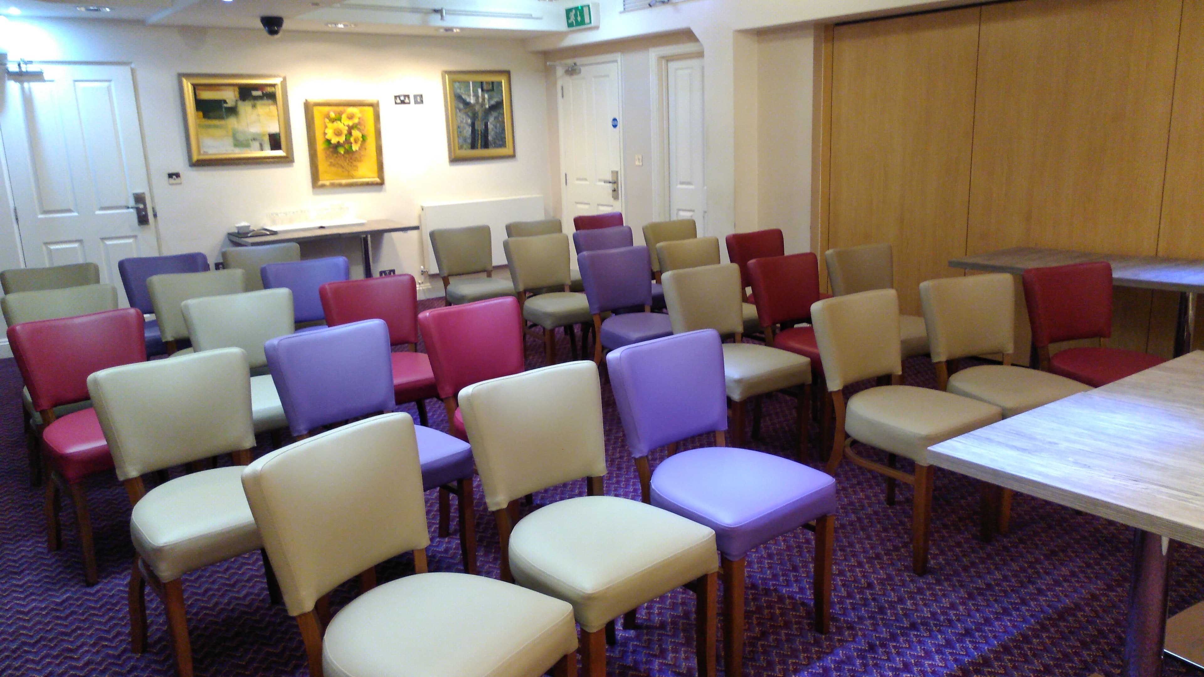 The Queensgate Hotel & Conference Centre, Sapphire Suite photo #2