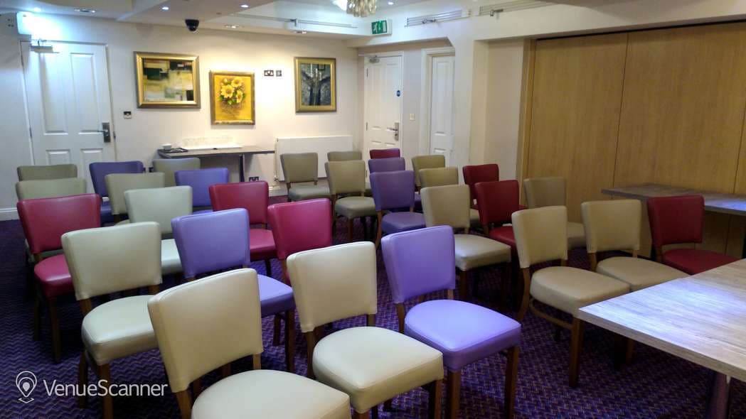 Emerald Suite, The Queensgate Hotel & Conference Centre photo #1