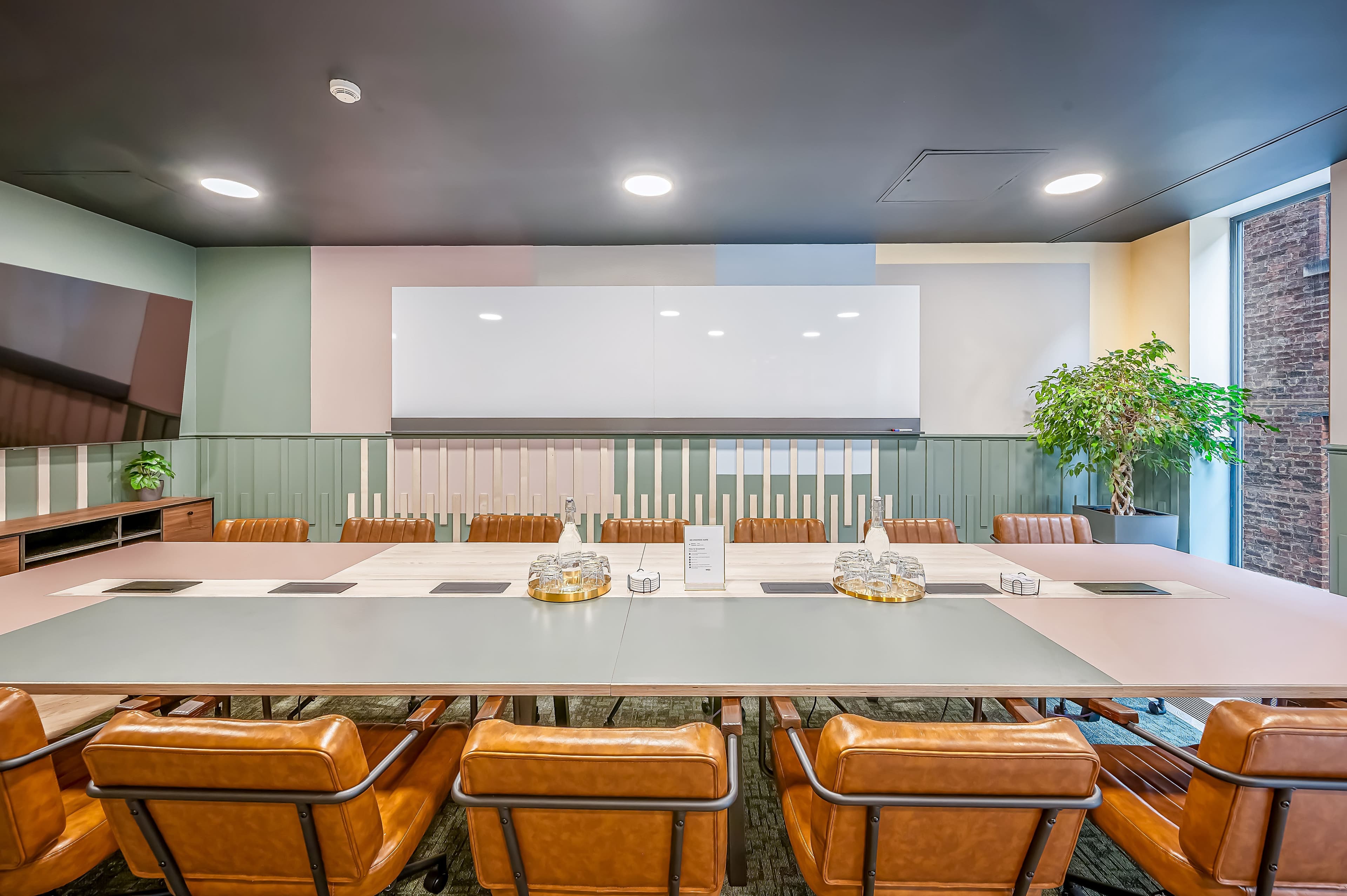 Wizu Workspace - West Regent Street, Kelvingrove Suite photo #2