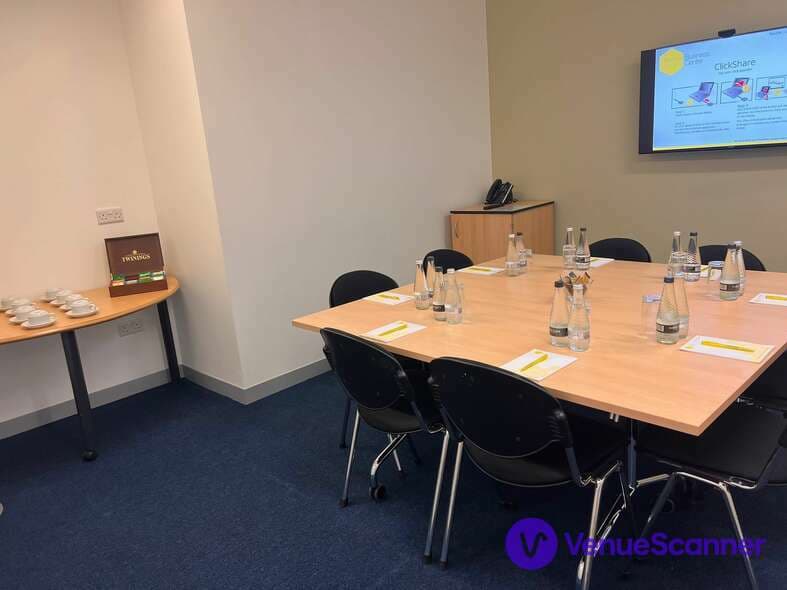 Regal Court Business Centre, Hoffman photo #3