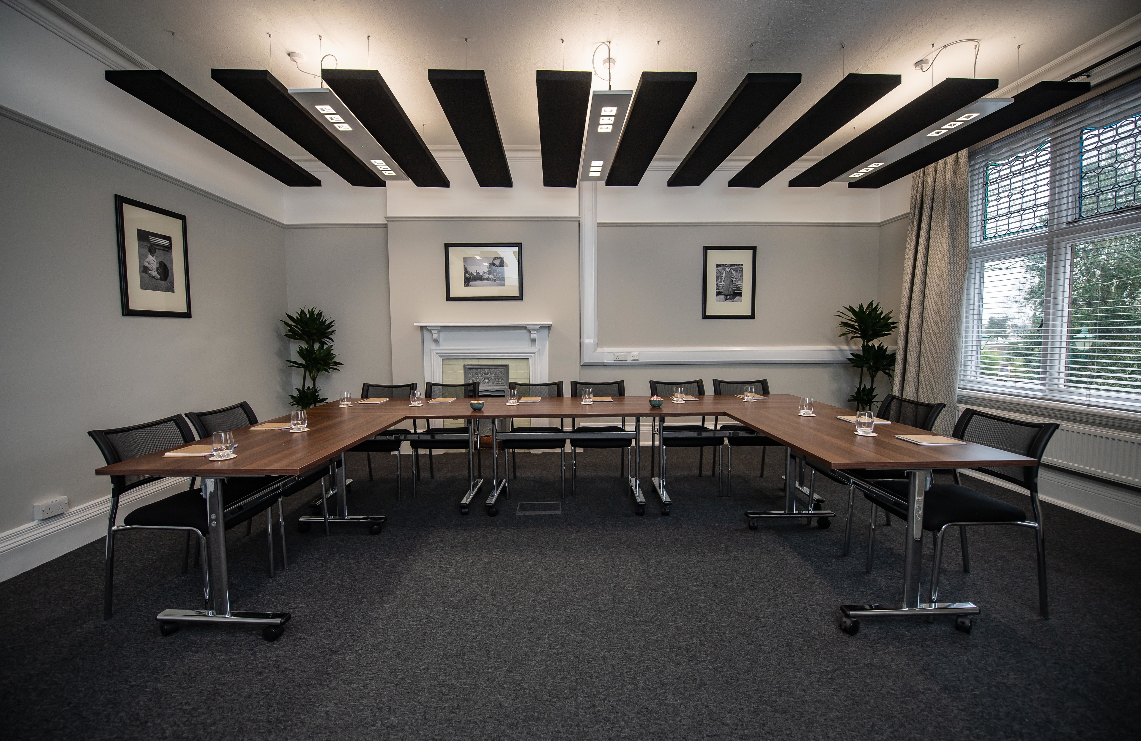 Photo of The Oakfield At Chester Zoo, Magnolia Suite