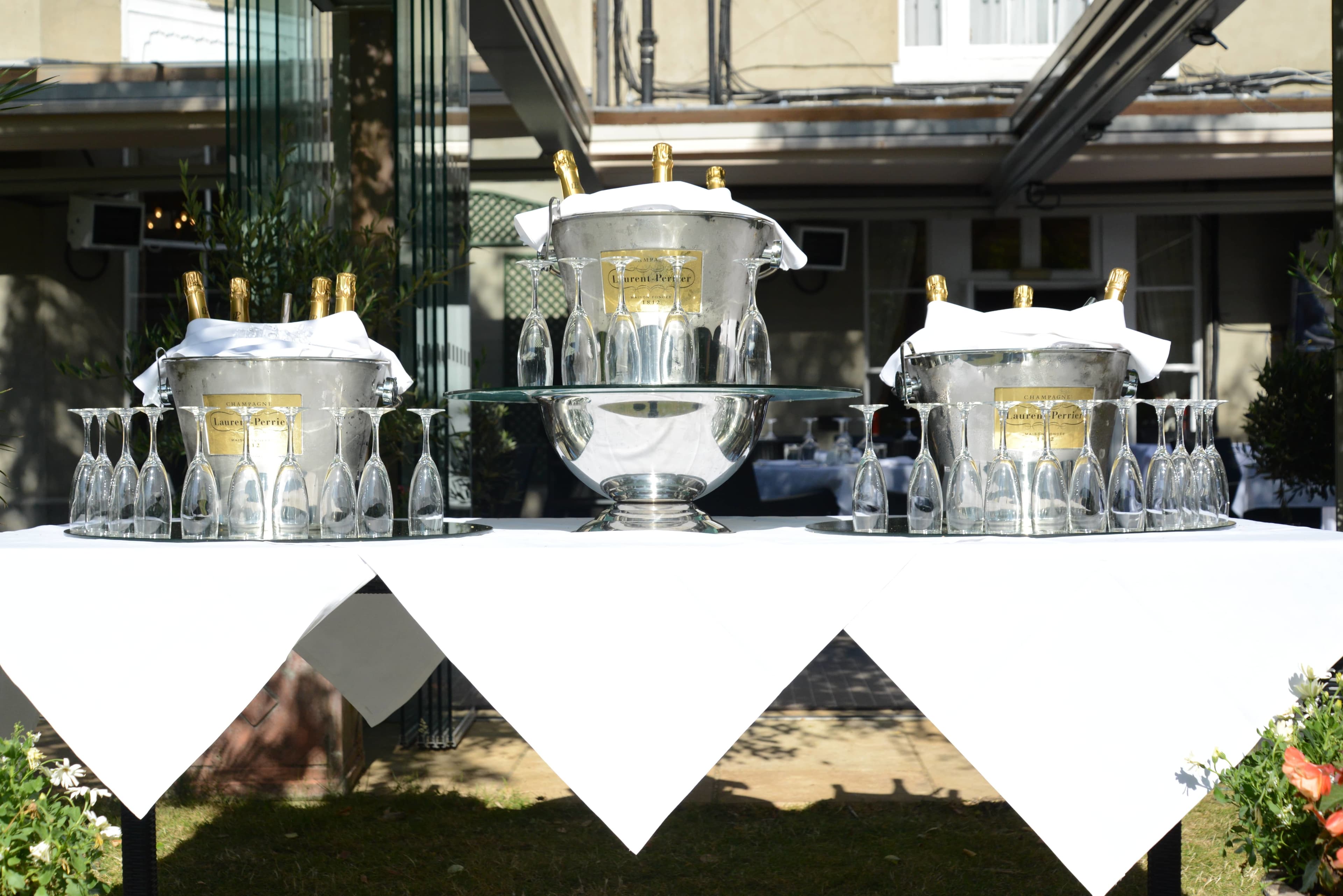 Oatlands Park Hotel, La Terrazza photo #2