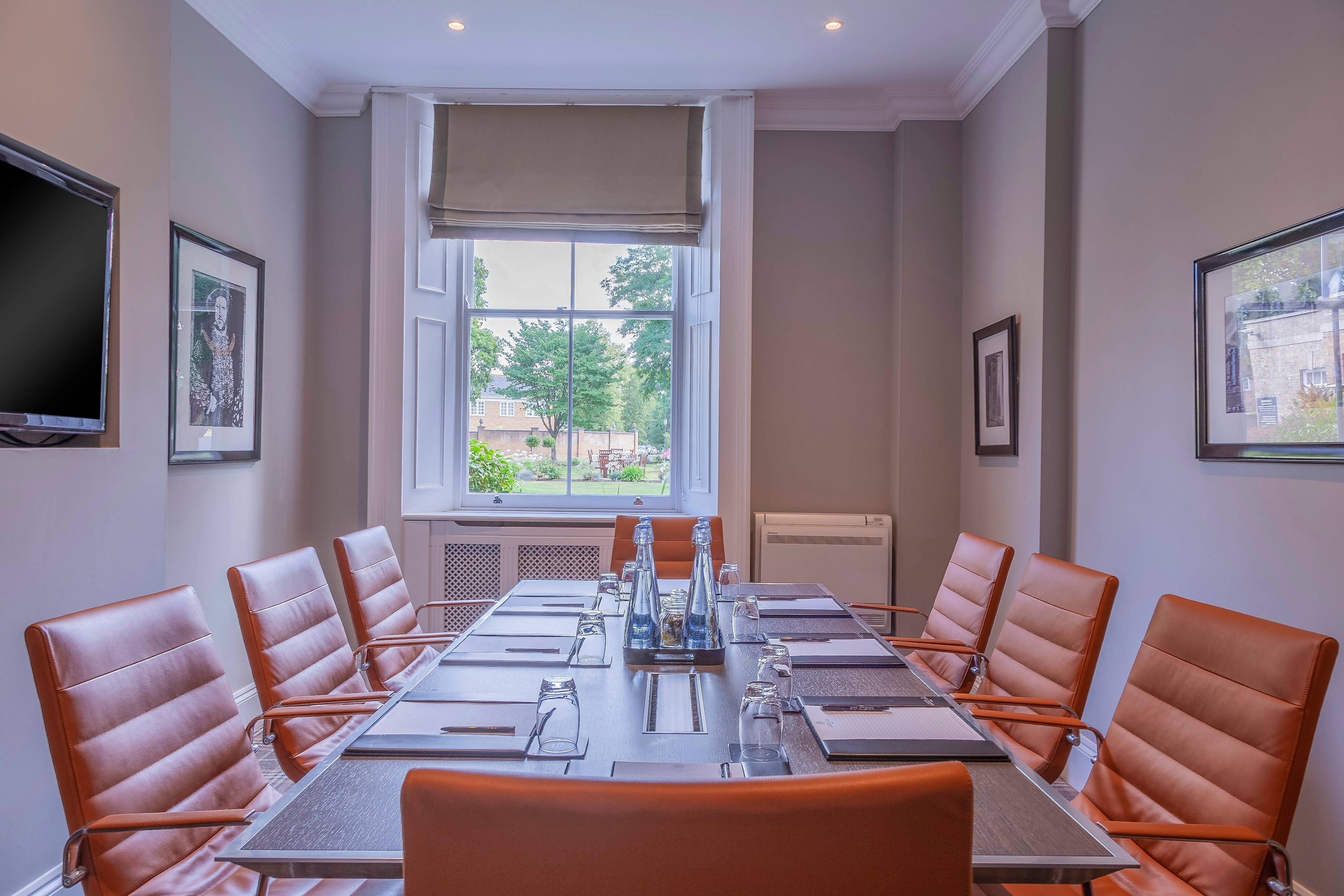 Photo of Oatlands Park Hotel, Parr & Howard