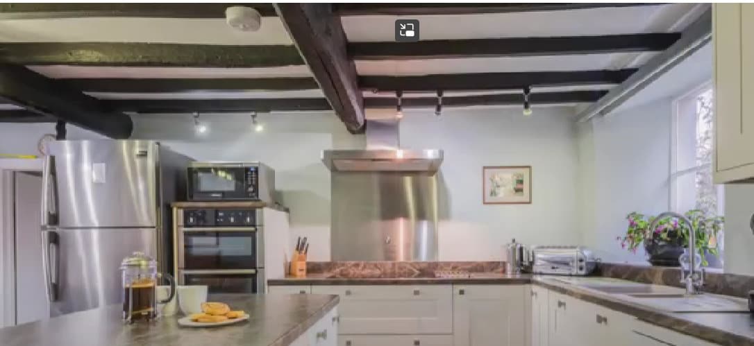 Underhill House, Kitchen photo #2