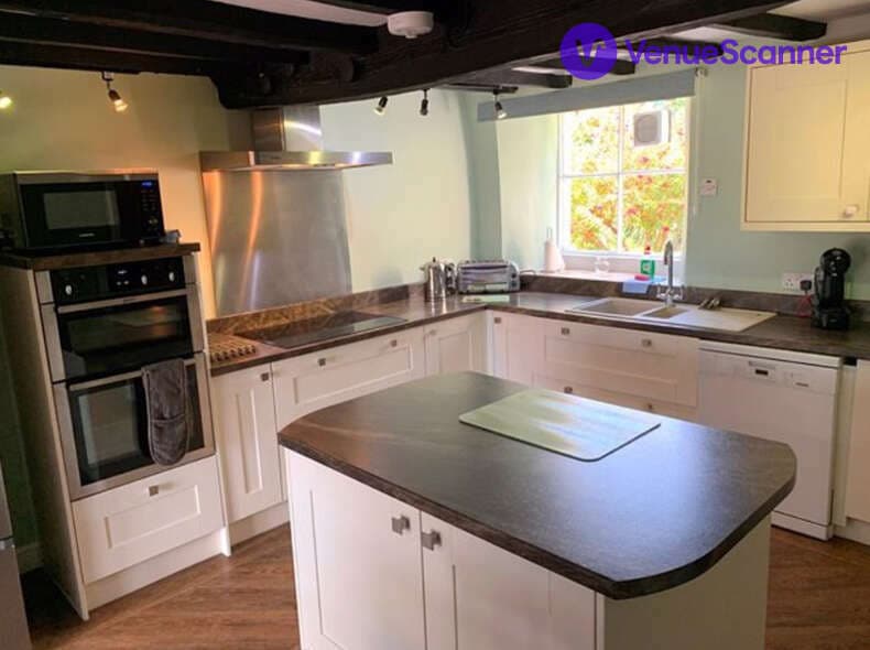 Kitchen, Underhill House photo #1