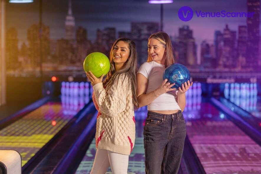 AR Bowling, Gravity Wandsworth photo #1