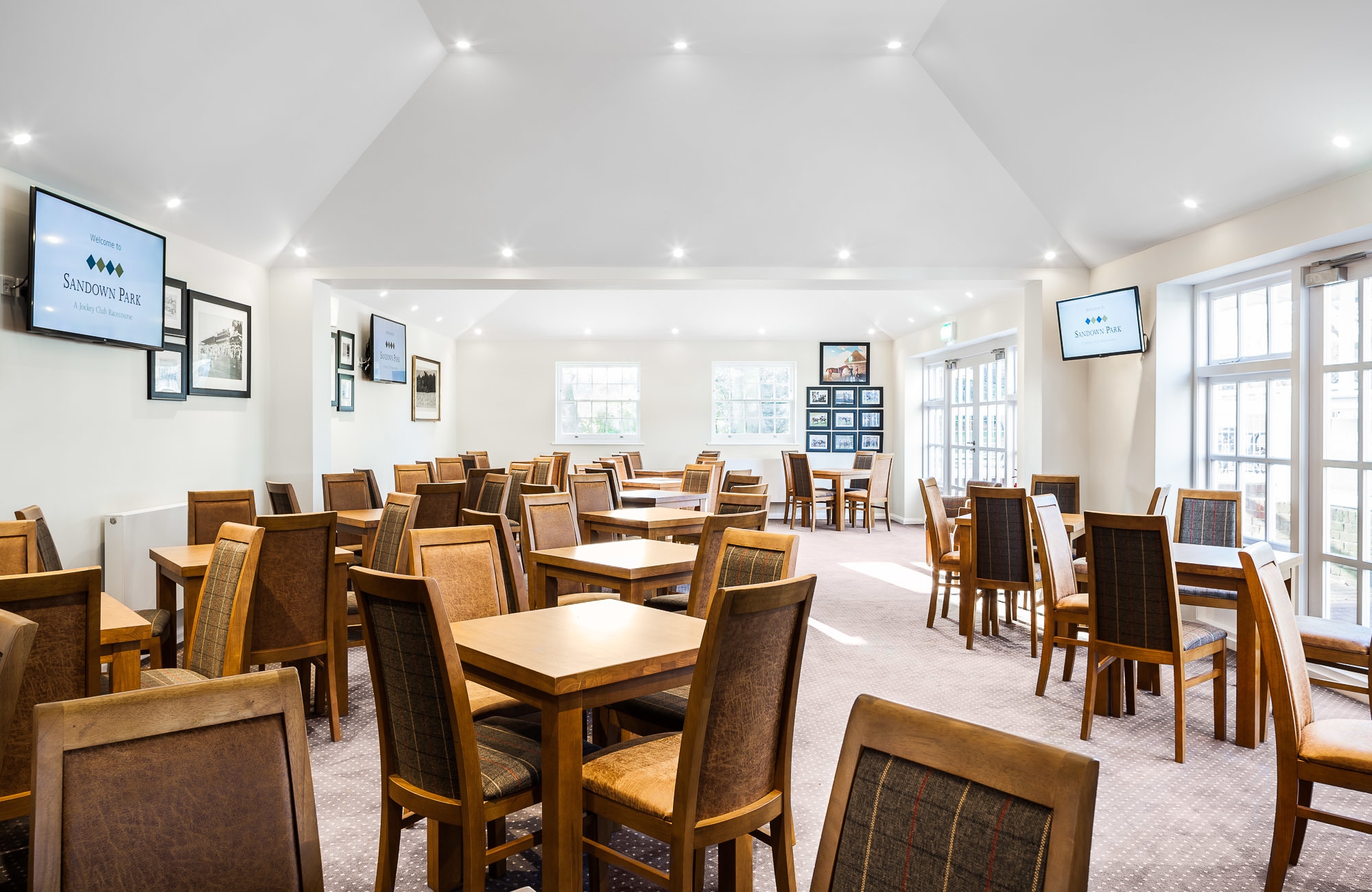 Photo of Sandown Park Racecourse, Owners And Trainers